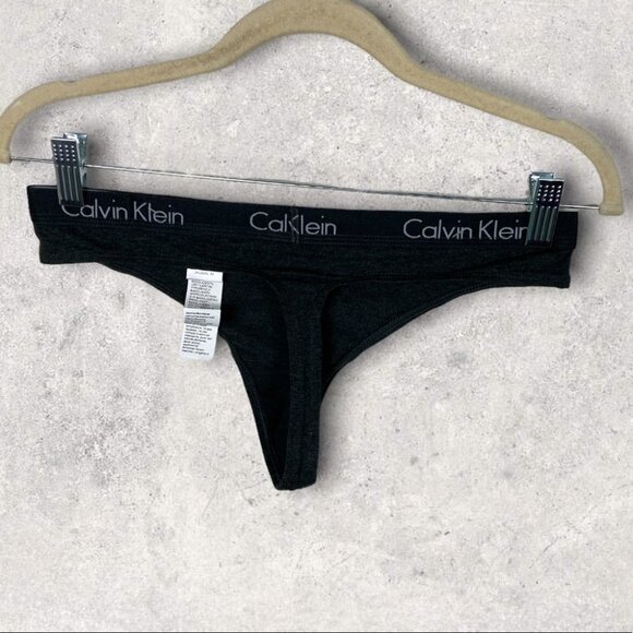 NEW Calvin Klein Black Spell Out Panties Size Medium Logo Thong Underwear NWOT M - Picture 3 of 8